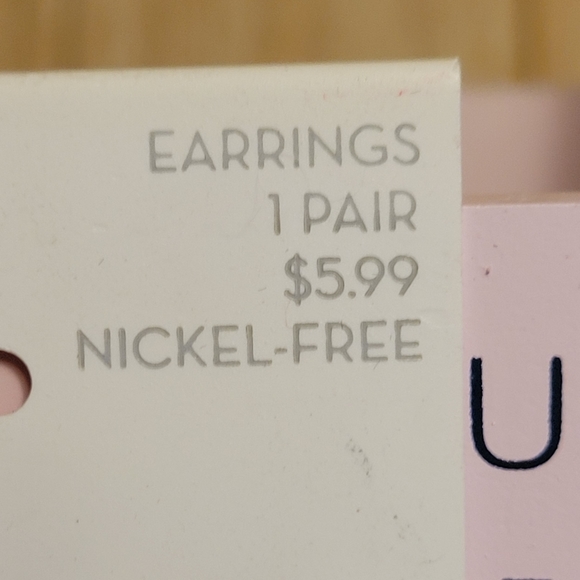 Gold filigree earrings - Picture 3 of 5